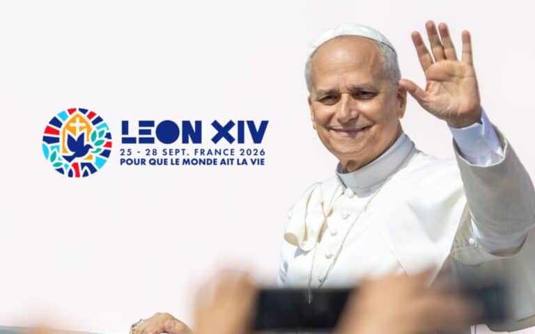 Papa León XIV finaliza su viaje apostólico a Francia